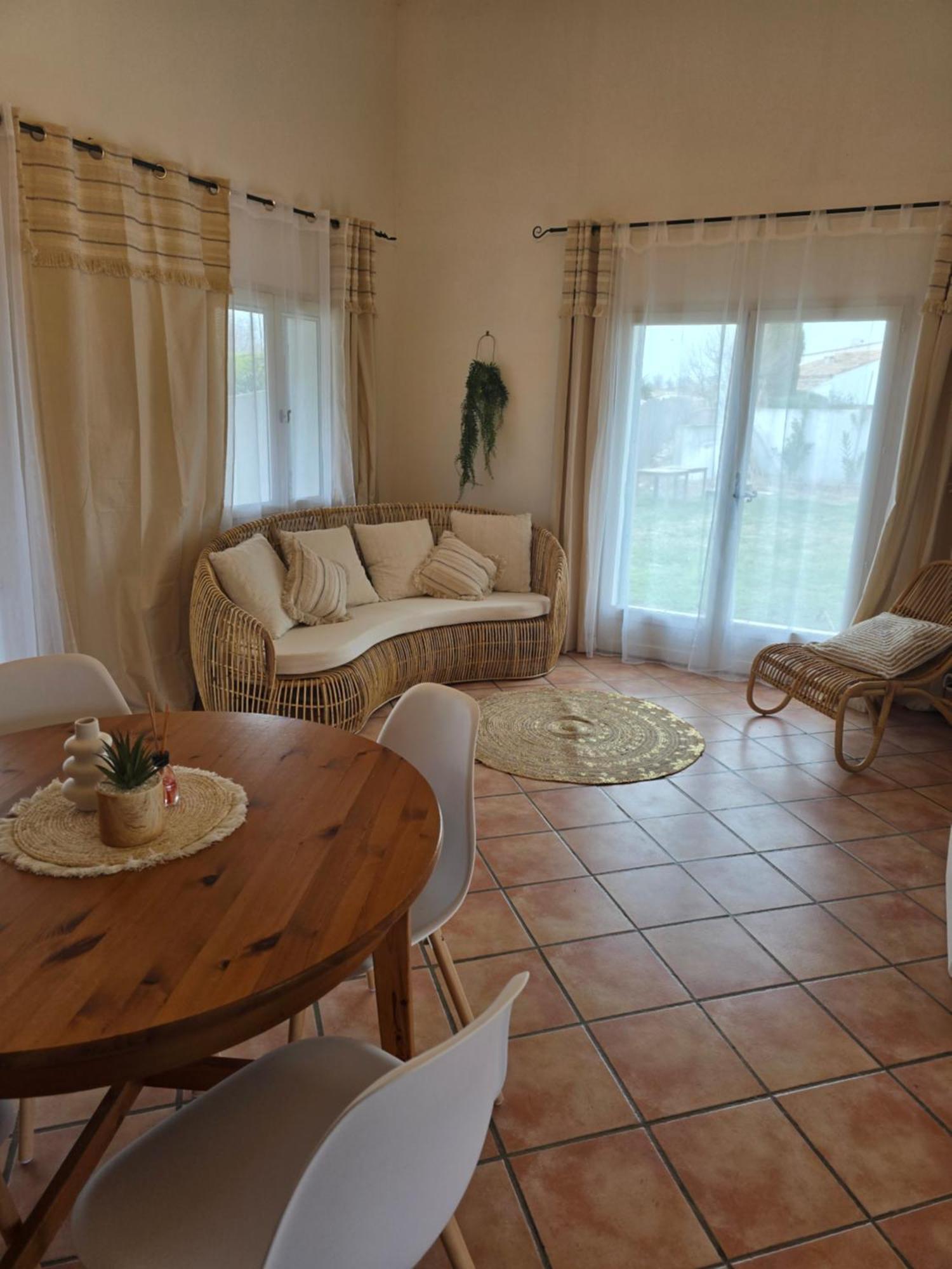 Le Mas Des Sagnes Saintes-Maries-de-la-Mer Kamer foto
